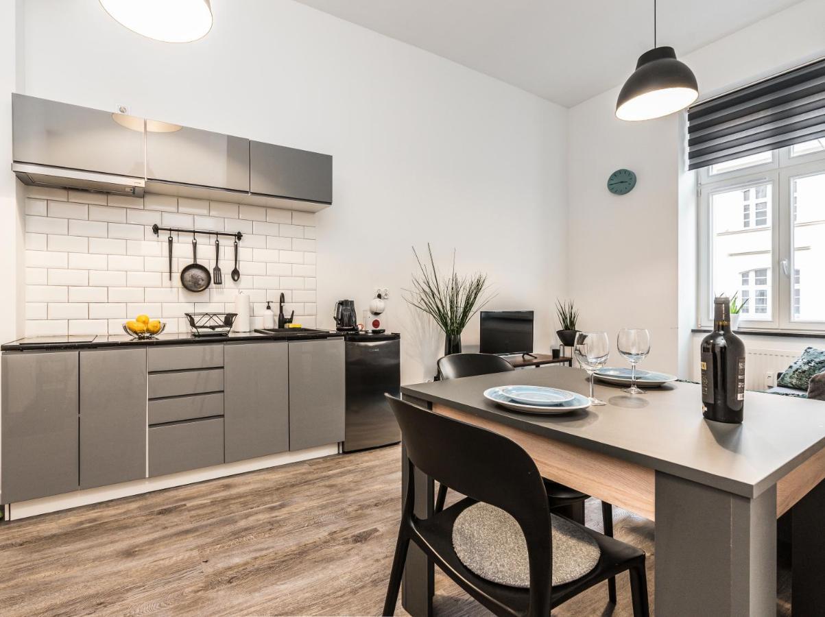 Apartament W Sercu Miasta Poznan Garbary 31 Exteriér fotografie